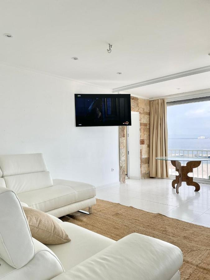 Luxury Family In Apartment *
